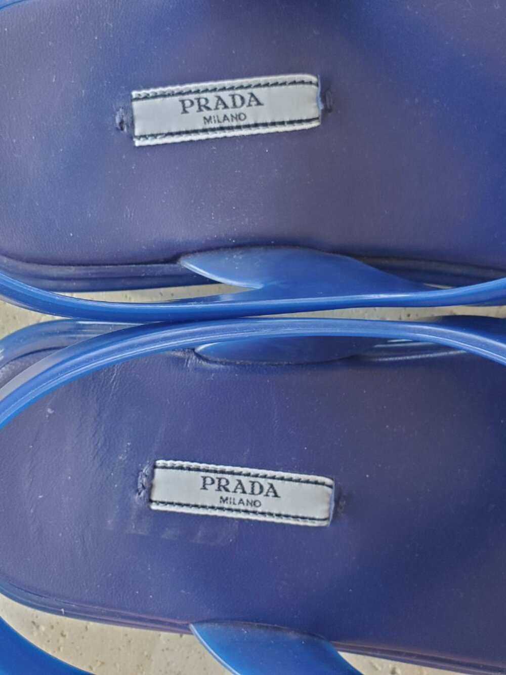 PRADA ! floral daisy appliquéd blue rubber sandals (EU/39.5) - Picture 5 of 12